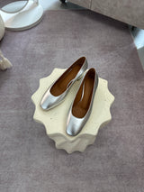 Advance Purchase Made-To-Order (MTO) Leather Pumps