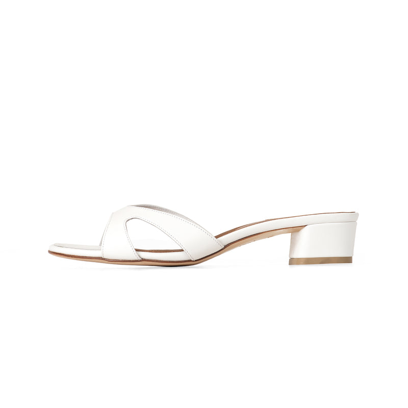 Bella 35 Heeled Sandal in Classic White Leather