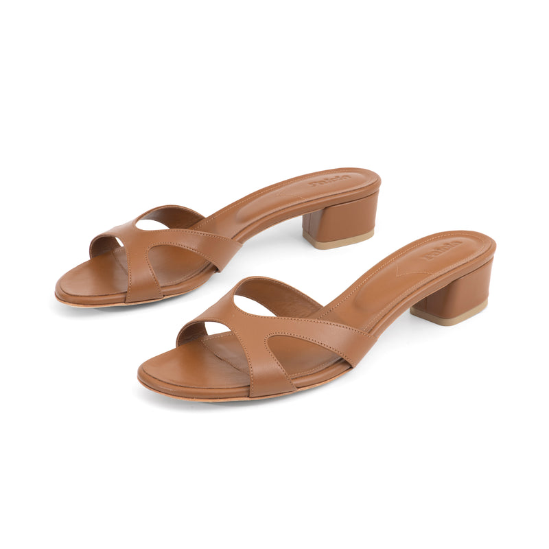 Bella 35 Heeled Sandal in Classic Tabacco Leather