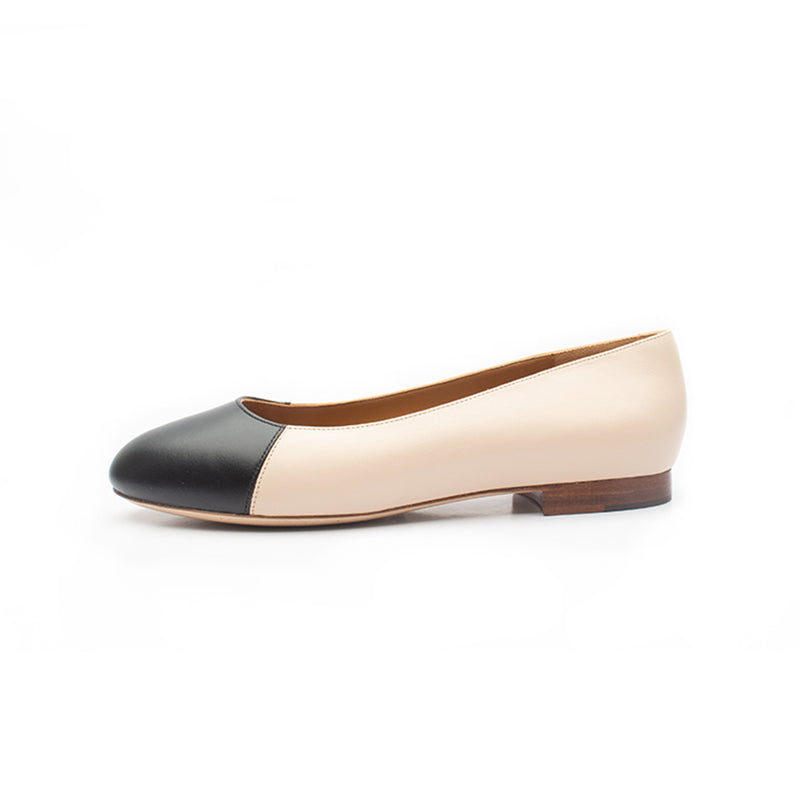 Jessica Ballet Flat in Classic Panna and Classic Nero Leather