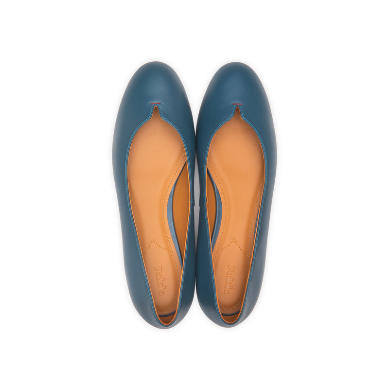 Yumi Ballet Flat in Classic Pilote Leather