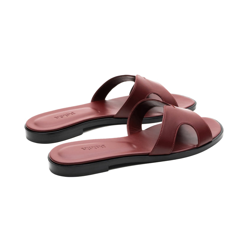 Yumi Slide in Classic Amarena Leather